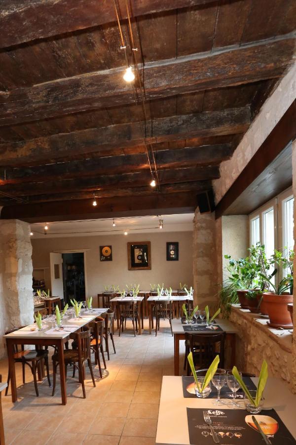 Hotel Le Relais Du Chateau Grignols  Buitenkant foto