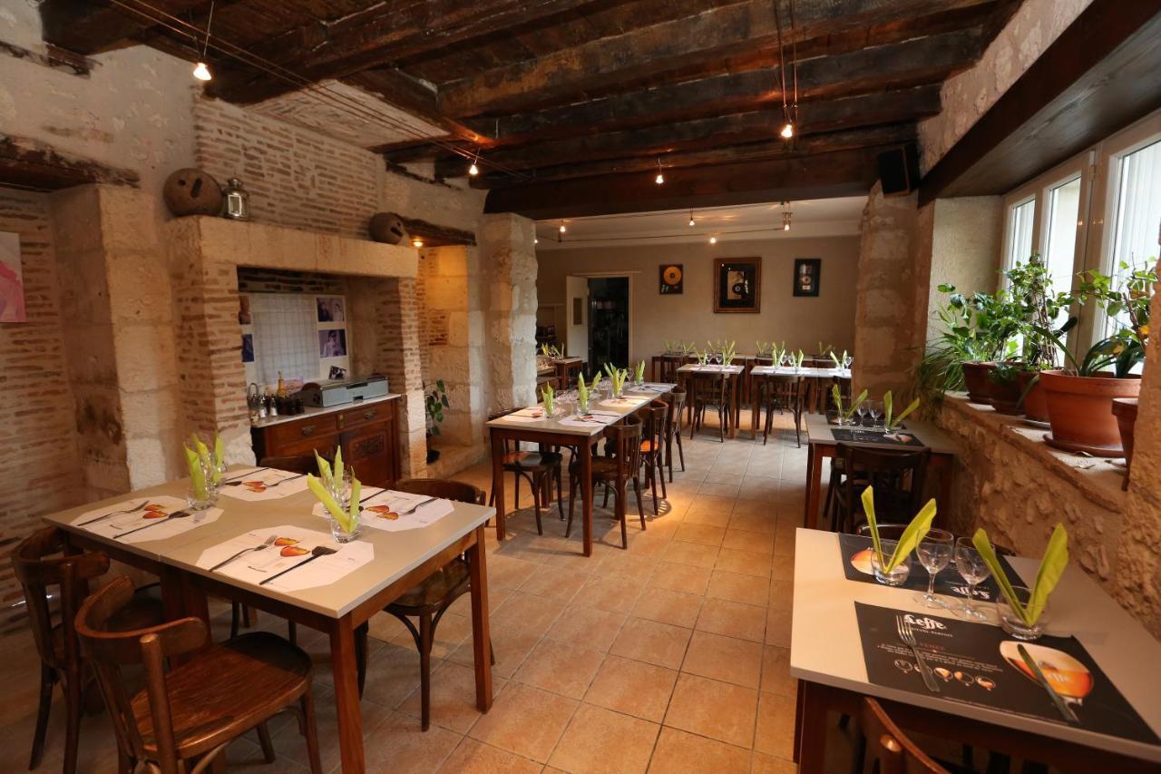 Hotel Le Relais Du Chateau Grignols  Buitenkant foto