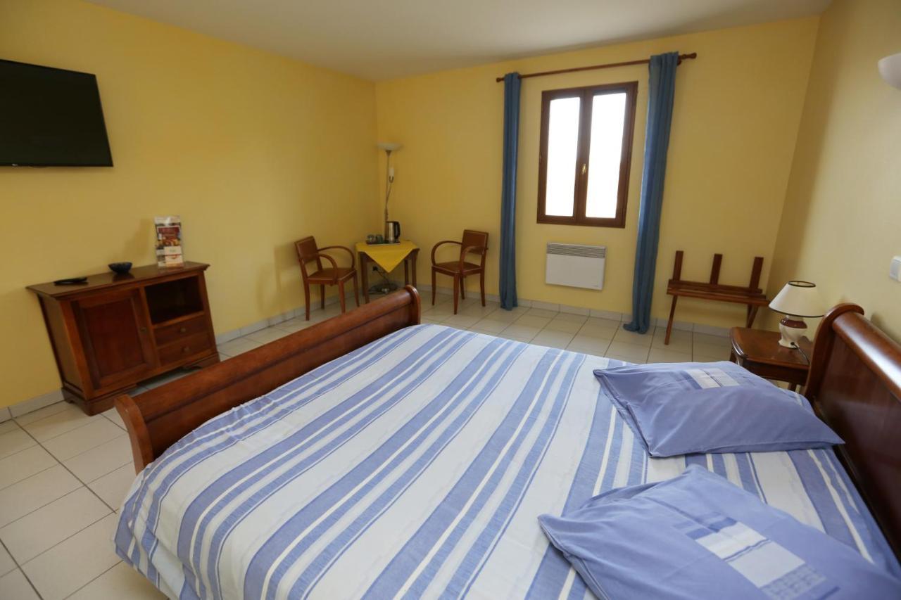 Hotel Le Relais Du Chateau Grignols  Buitenkant foto