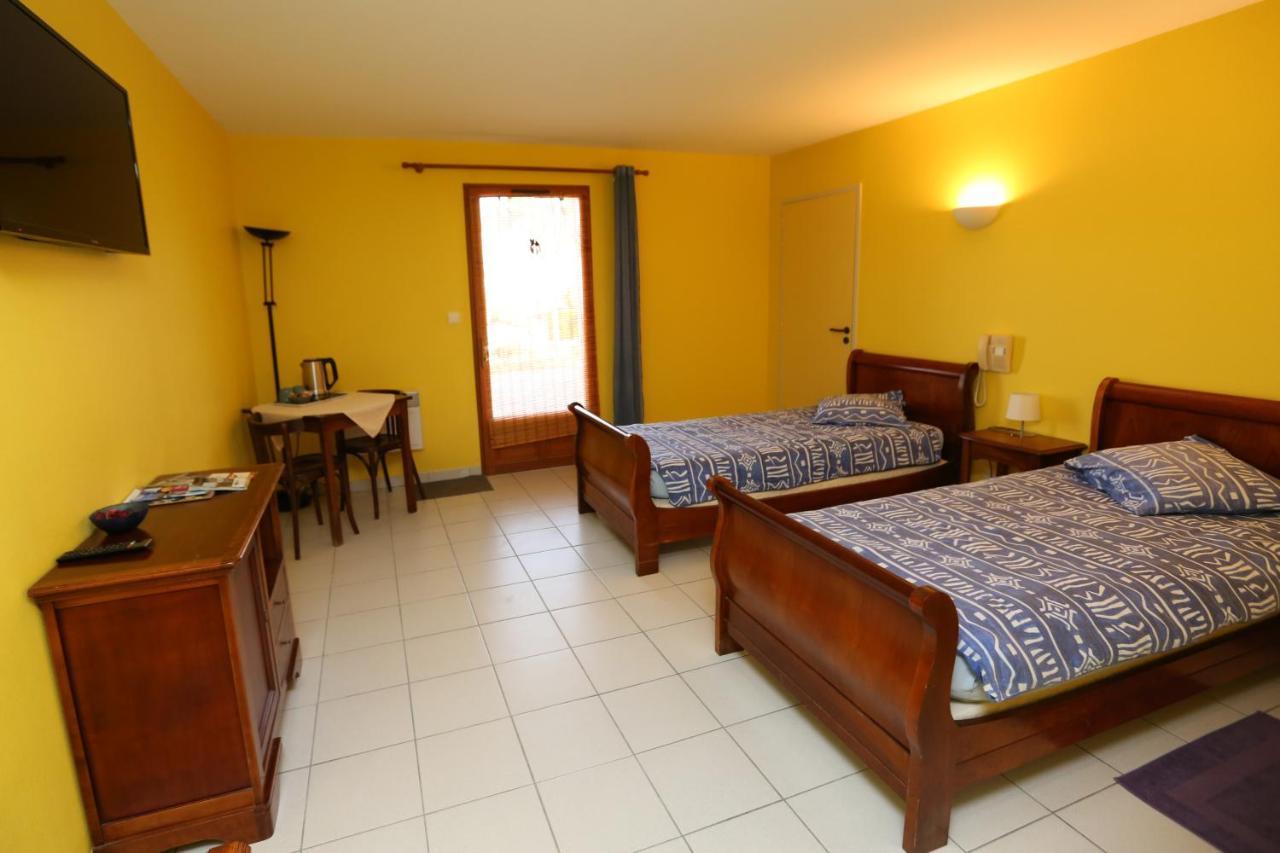 Hotel Le Relais Du Chateau Grignols  Buitenkant foto